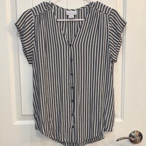 Liz Claiborne Gray and White Striped Flutter Sleeve Lightweight V-Neck Blouse